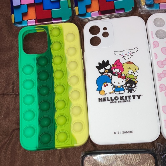 PHONE COVERS 😎 - Picture 8 of 17